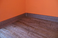 PVC podlaha a soklová lišta